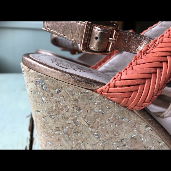 Vince Camuto wedge braided sandals. - Picture 5 of 13